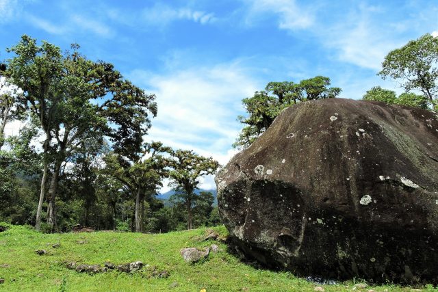 Giant rock at Espiritu Pampa