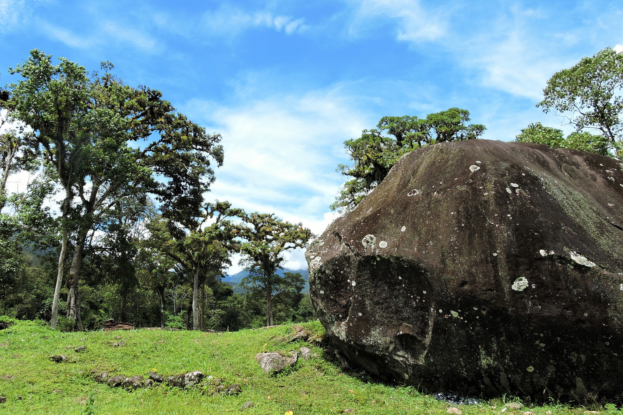 Giant rock at Espiritu Pampa