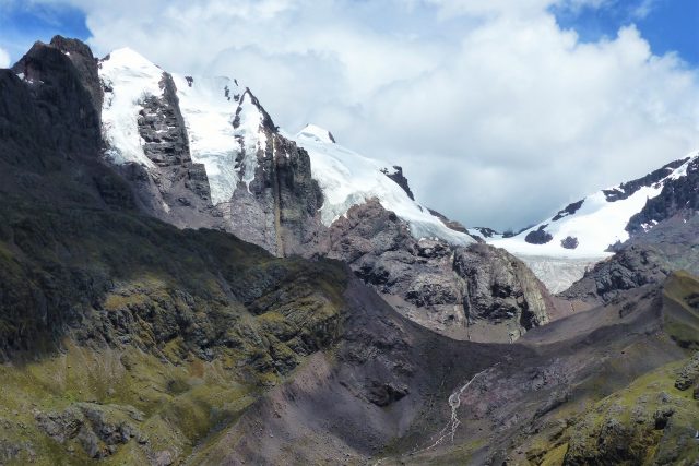 rainbow mountain glaciers